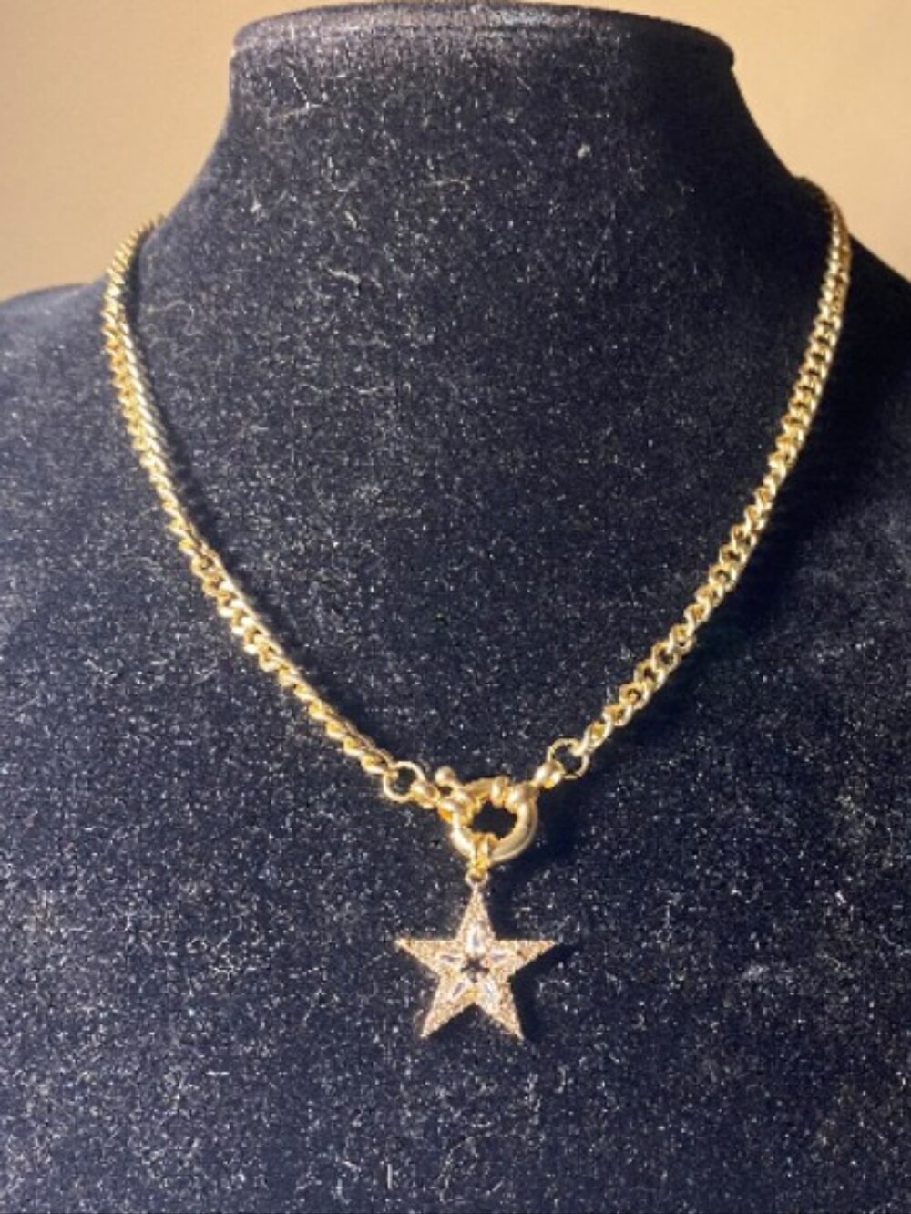 NWT Jane Marie Gold Star Charm Necklace